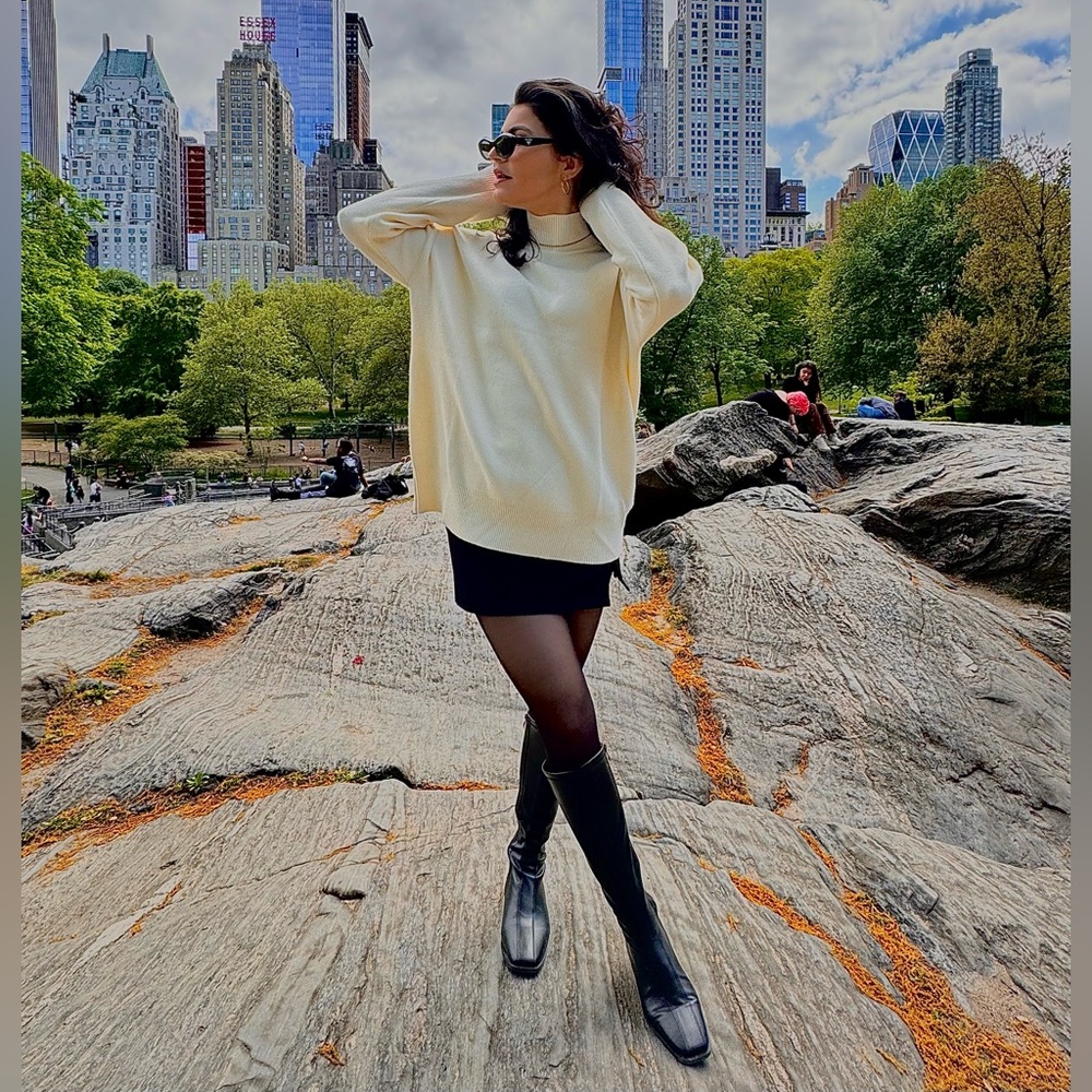 Looks like Summer Fiona Knee High Boots in Black - Picture 2 of 2
